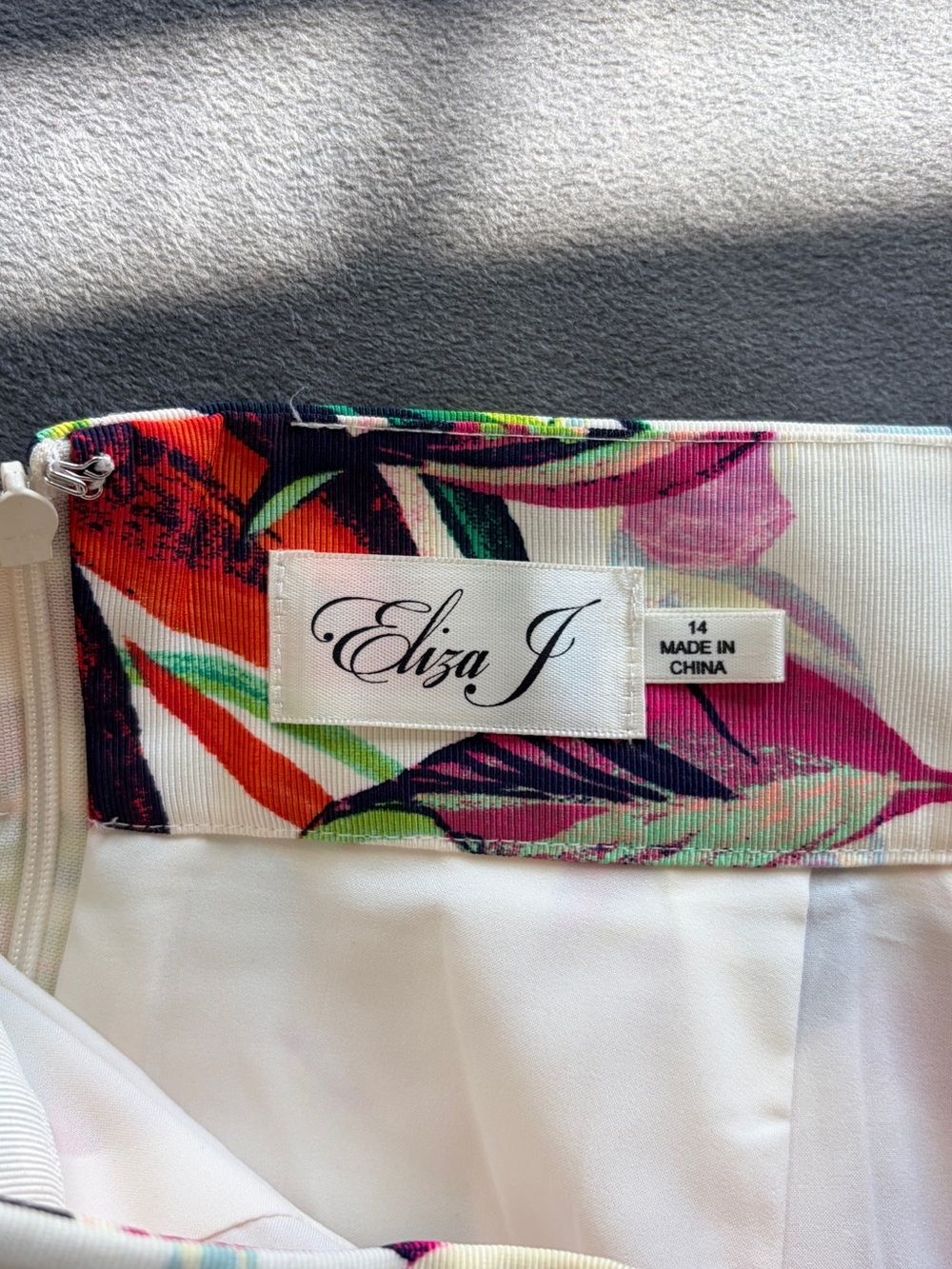 Eliza J White Skirt with Bright Floral Print - Picture 4 of 4